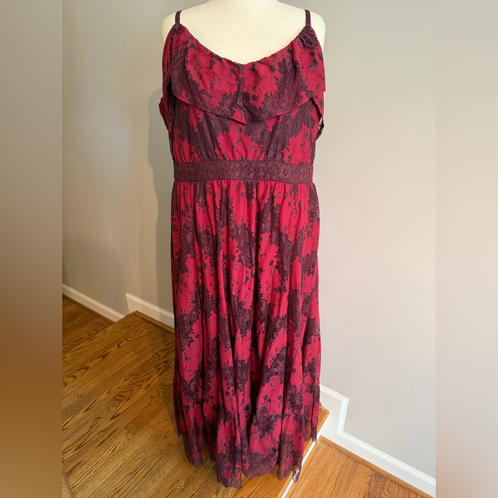 NWT Torrid Two-Tone Lace Tiered Hem Maxi Dress  - Torrid Size 3 (22-24, 3X)